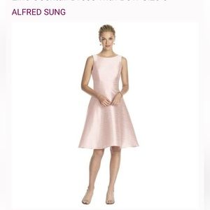 Alfred Sung
Fit Flare Dress size 4